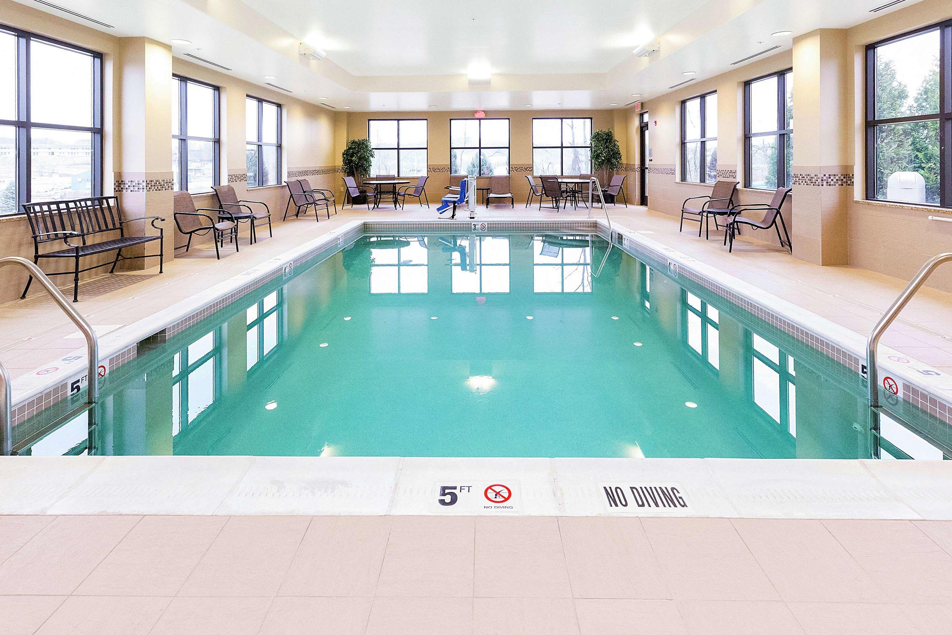 Hampton Inn Waynesburg — photo 4