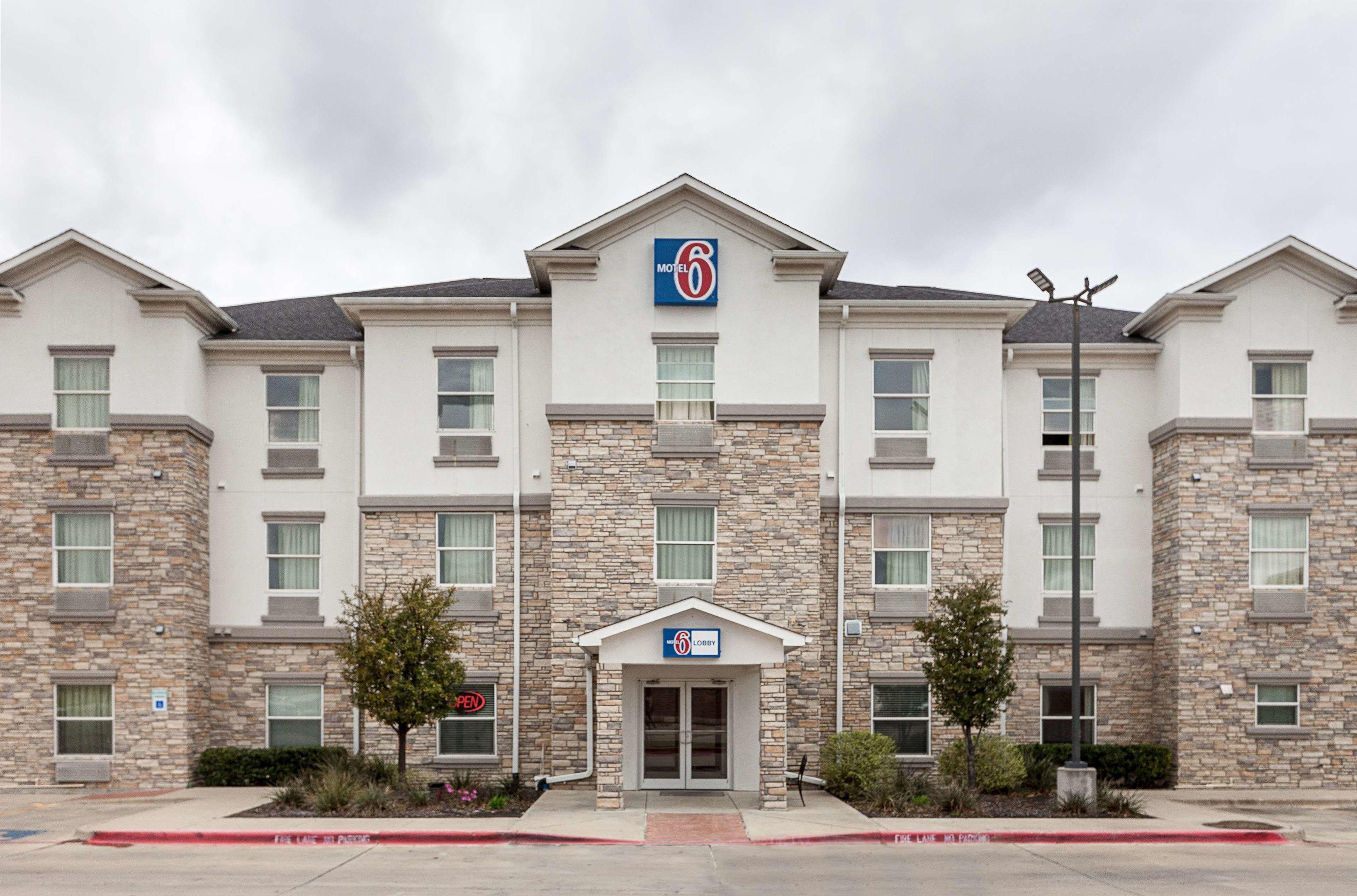 Motel 6 Fort Worth Tx — photo 4