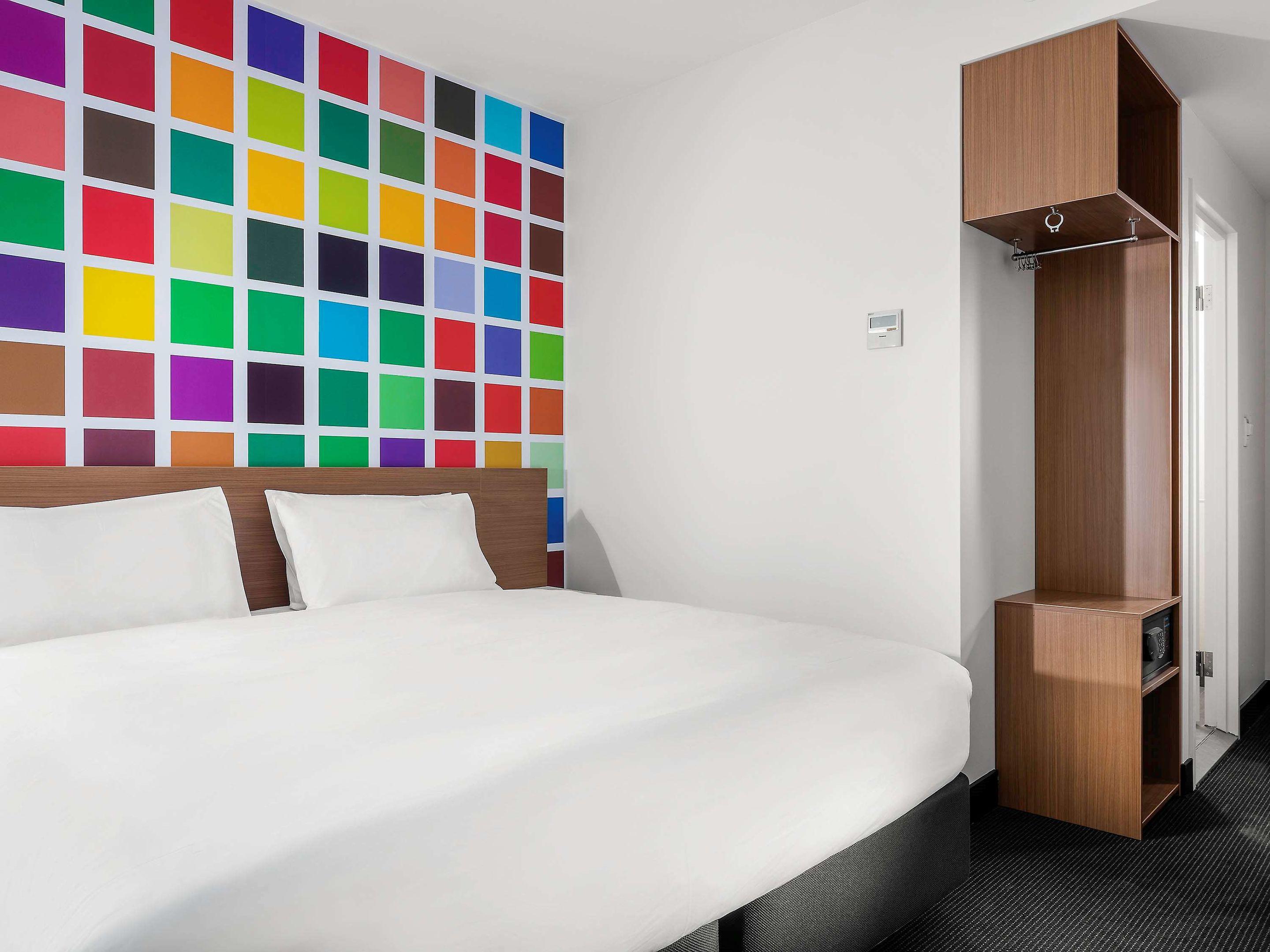 ibis Styles Brisbane Elizabeth Street Hotel — photo 4