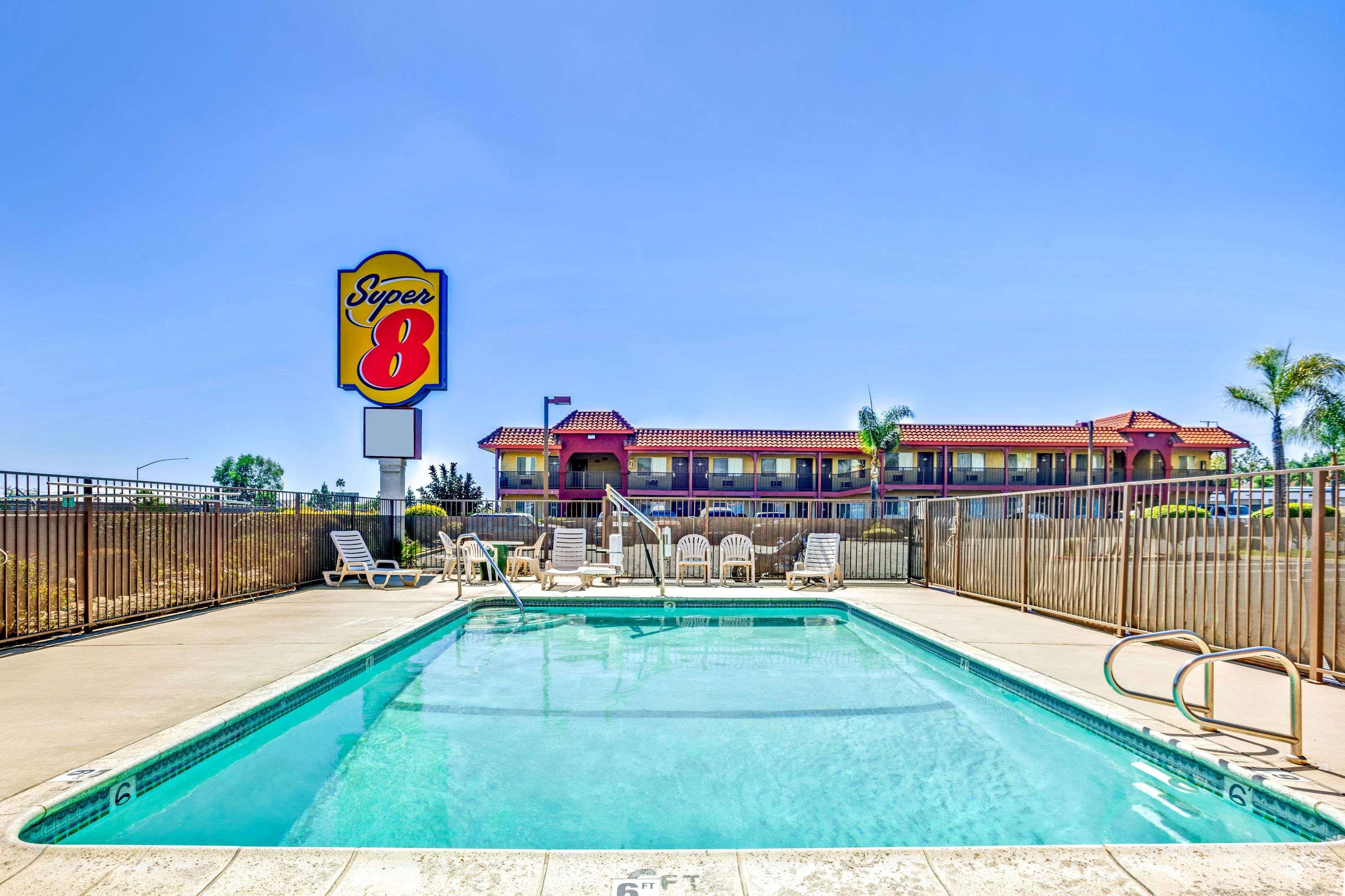 Super 8 by Wyndham Upland Ontario CA — photo 3