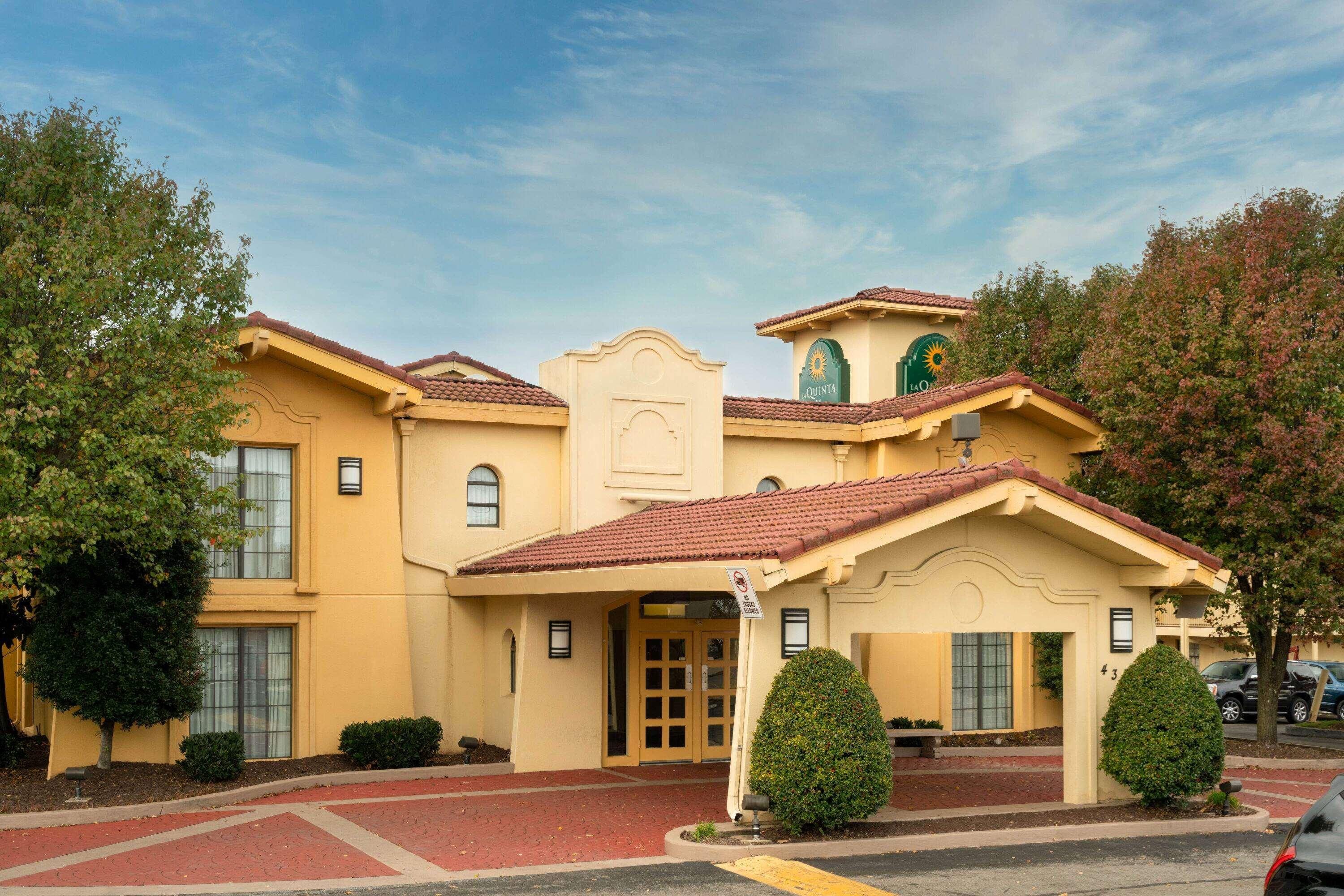 La Quinta Inn Nashville  South — photo 5