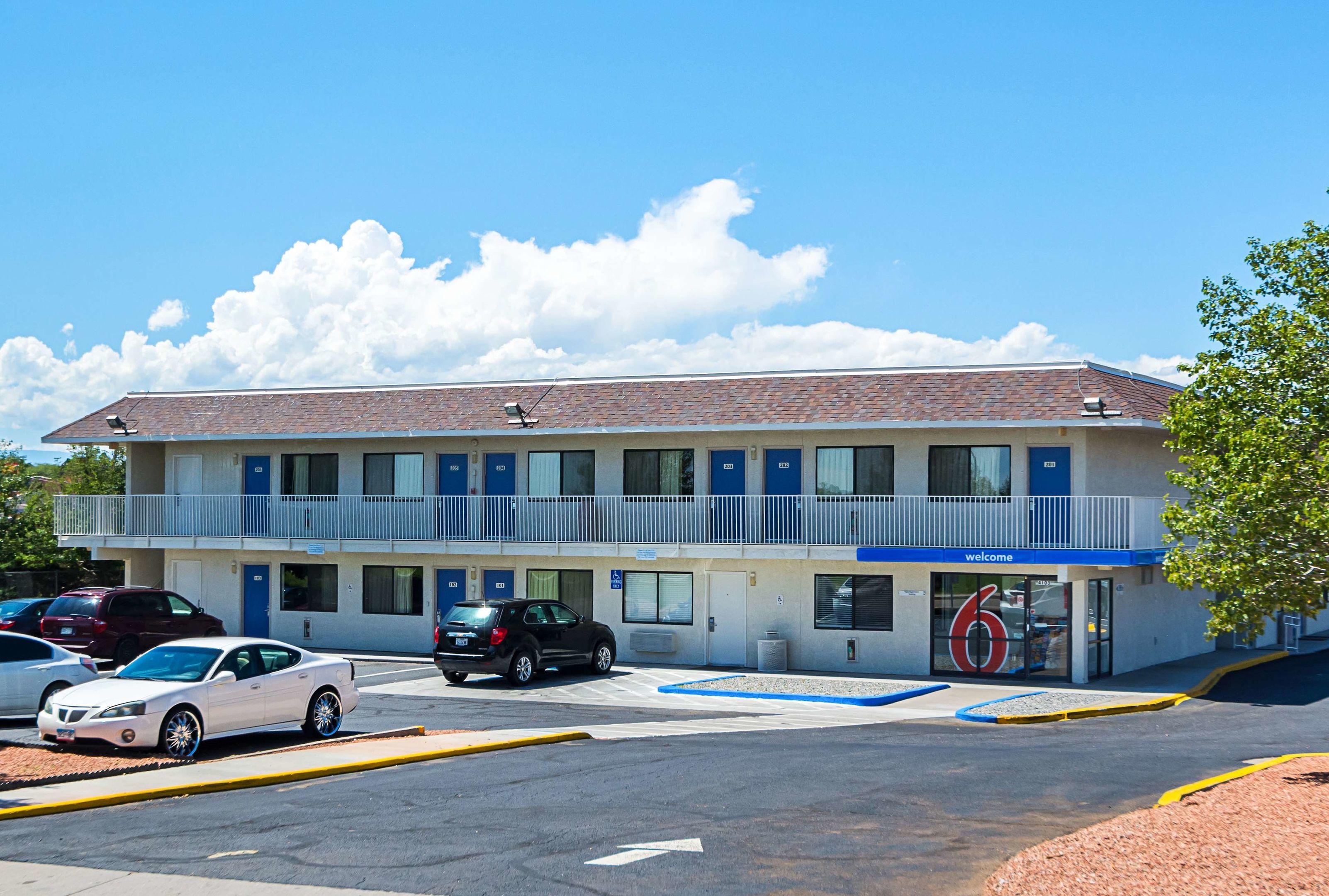 Motel 6 Pueblo I 25 — photo 4