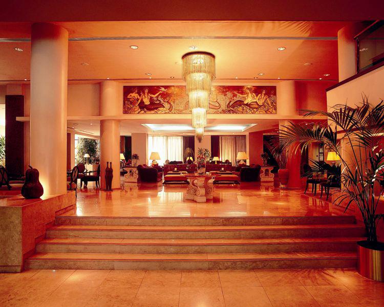 Adams Beach Hotel — photo 3