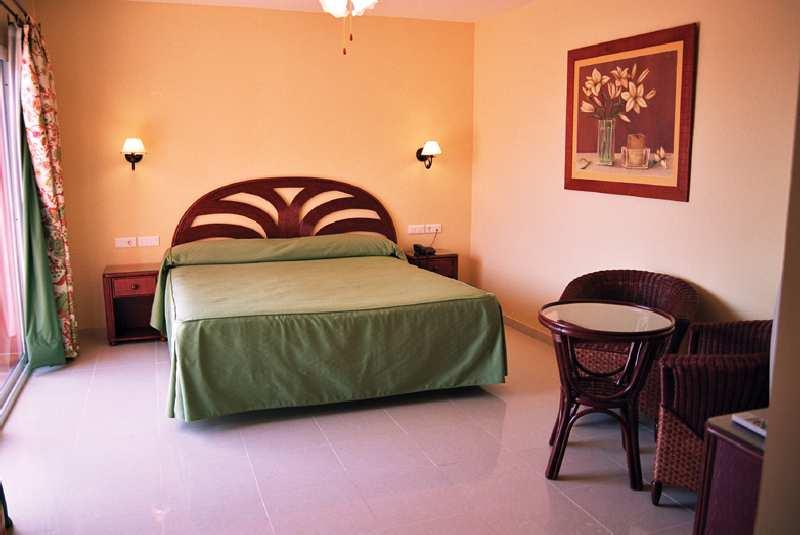 Hotel Los Arcos — photo 4