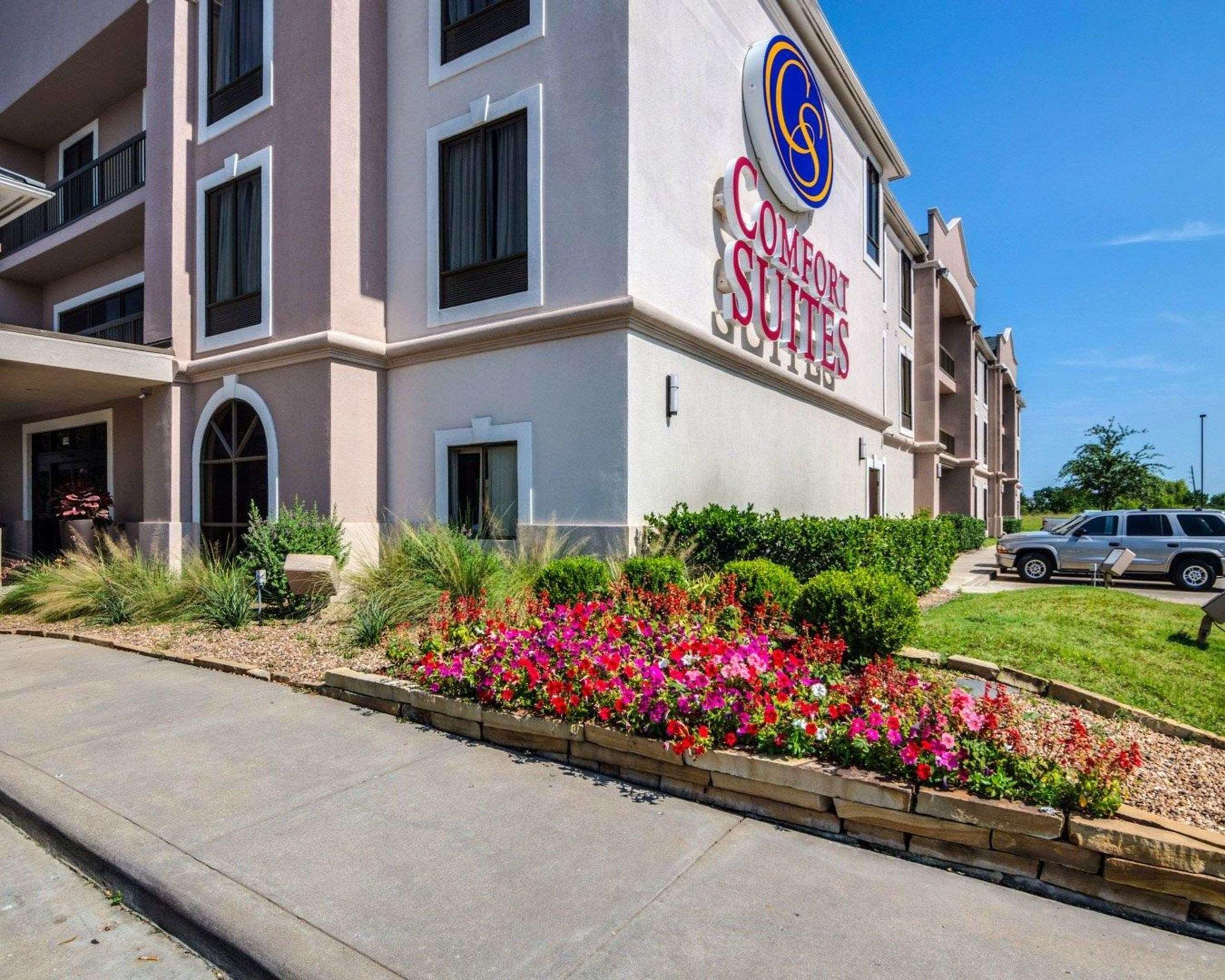 Comfort Suites Houston (Clay Road) — photo 3