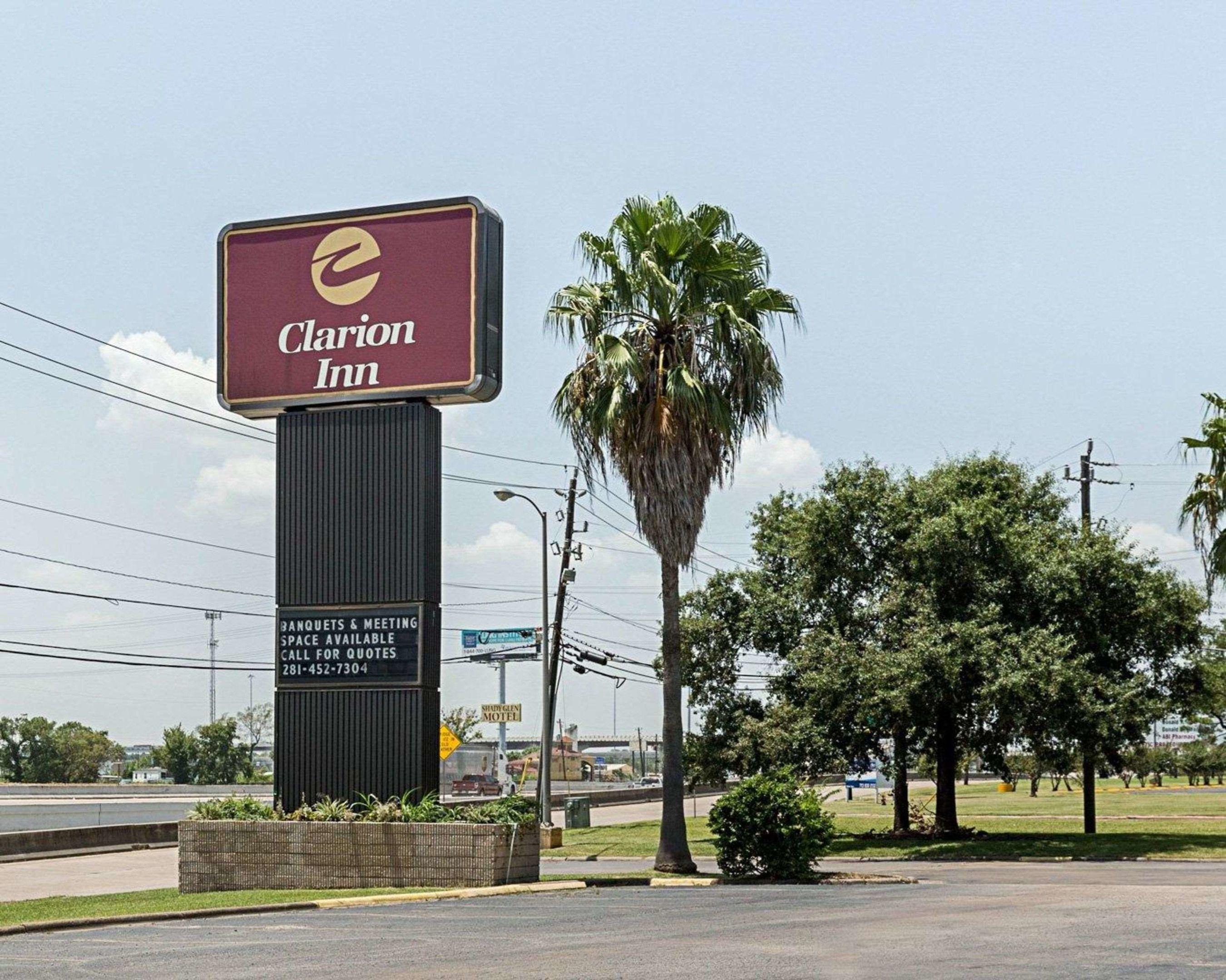 Clarion Inn — photo 4