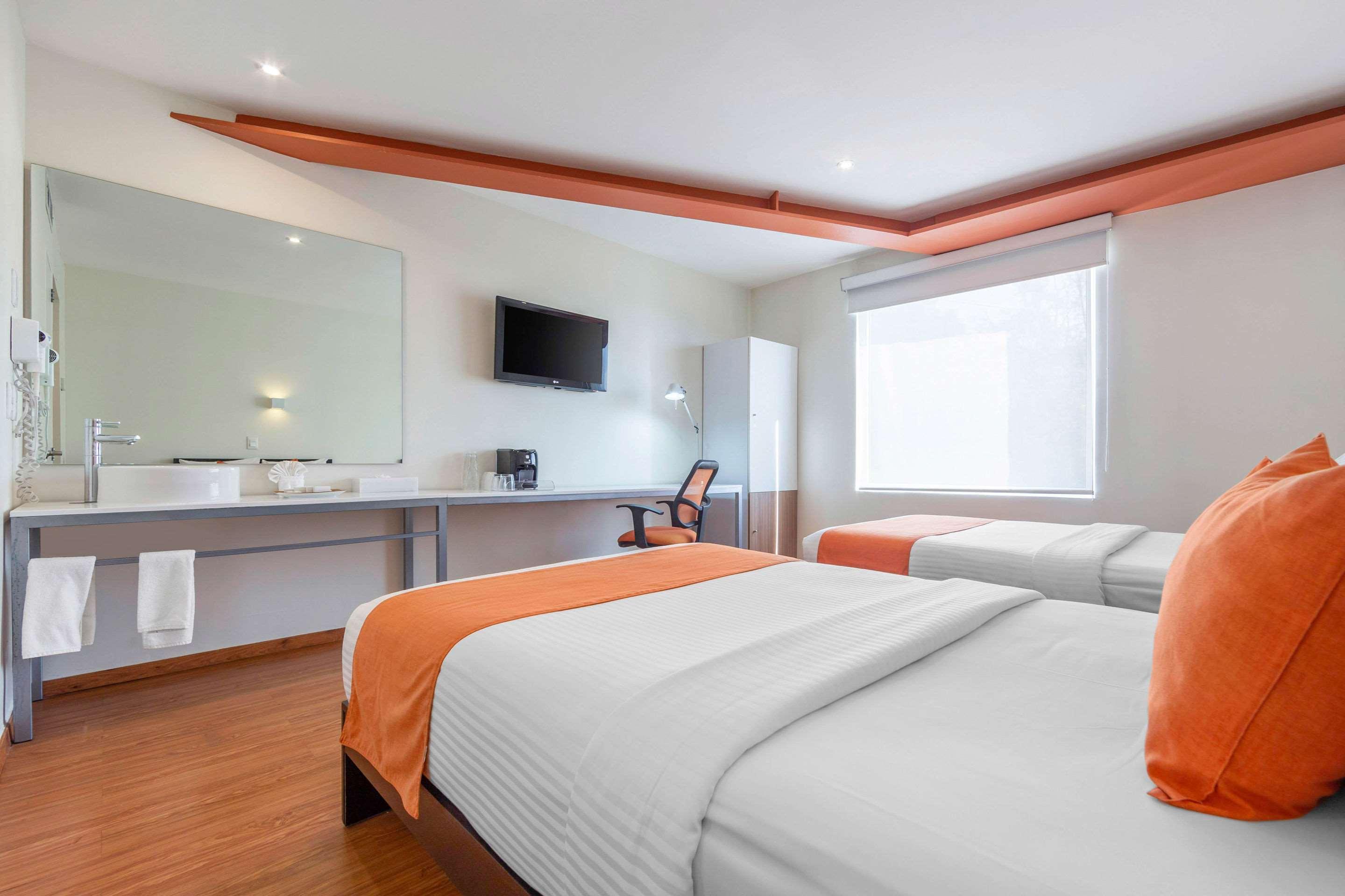 Comfort Inn Ciudad de Mexico Santa Fe — photo 4