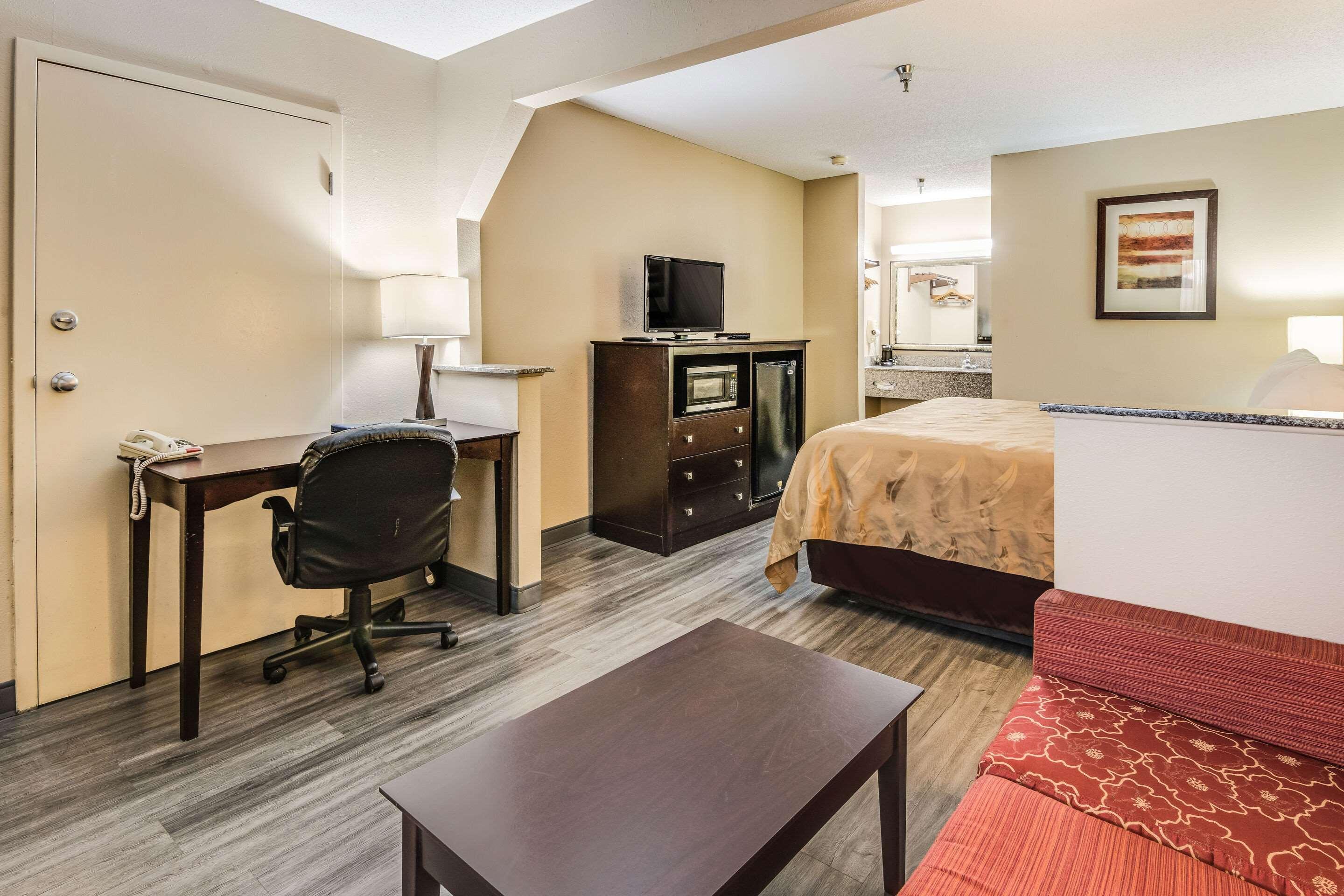 Quality Inn & Suites Dublin — photo 4