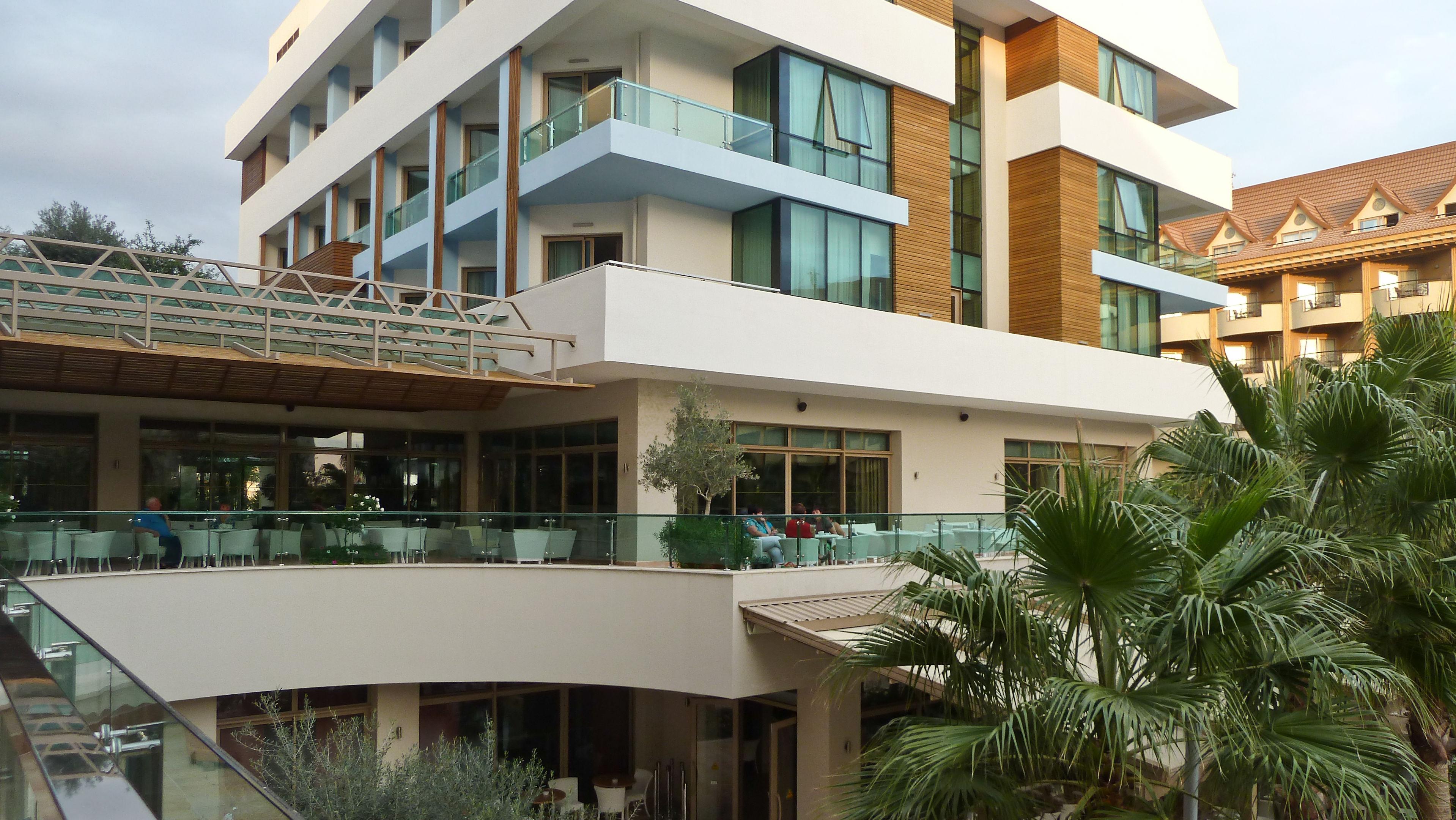 Port Side Resort Hotel — photo 3