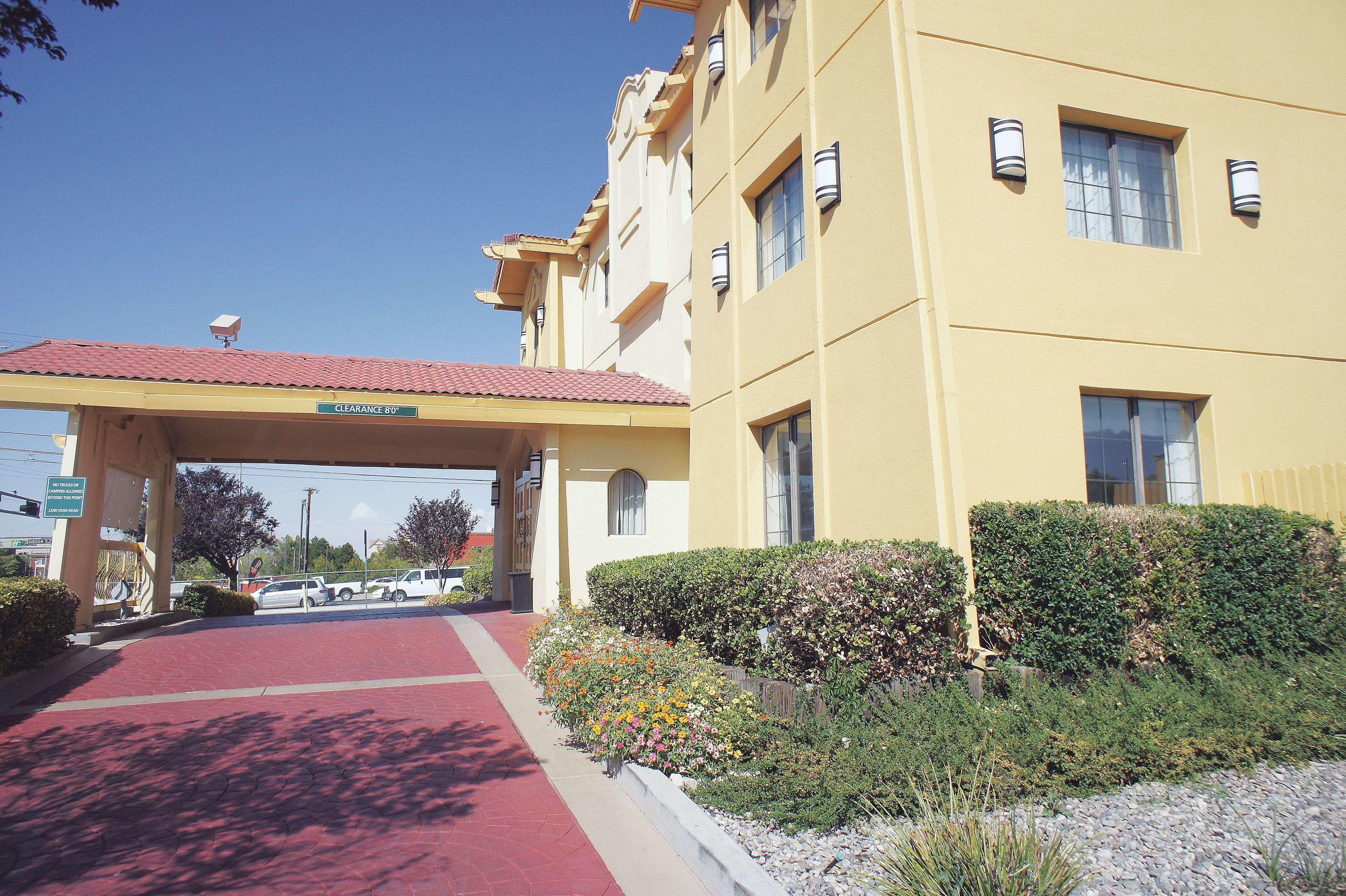 La Quinta Inn Albuquerque Airport — photo 4