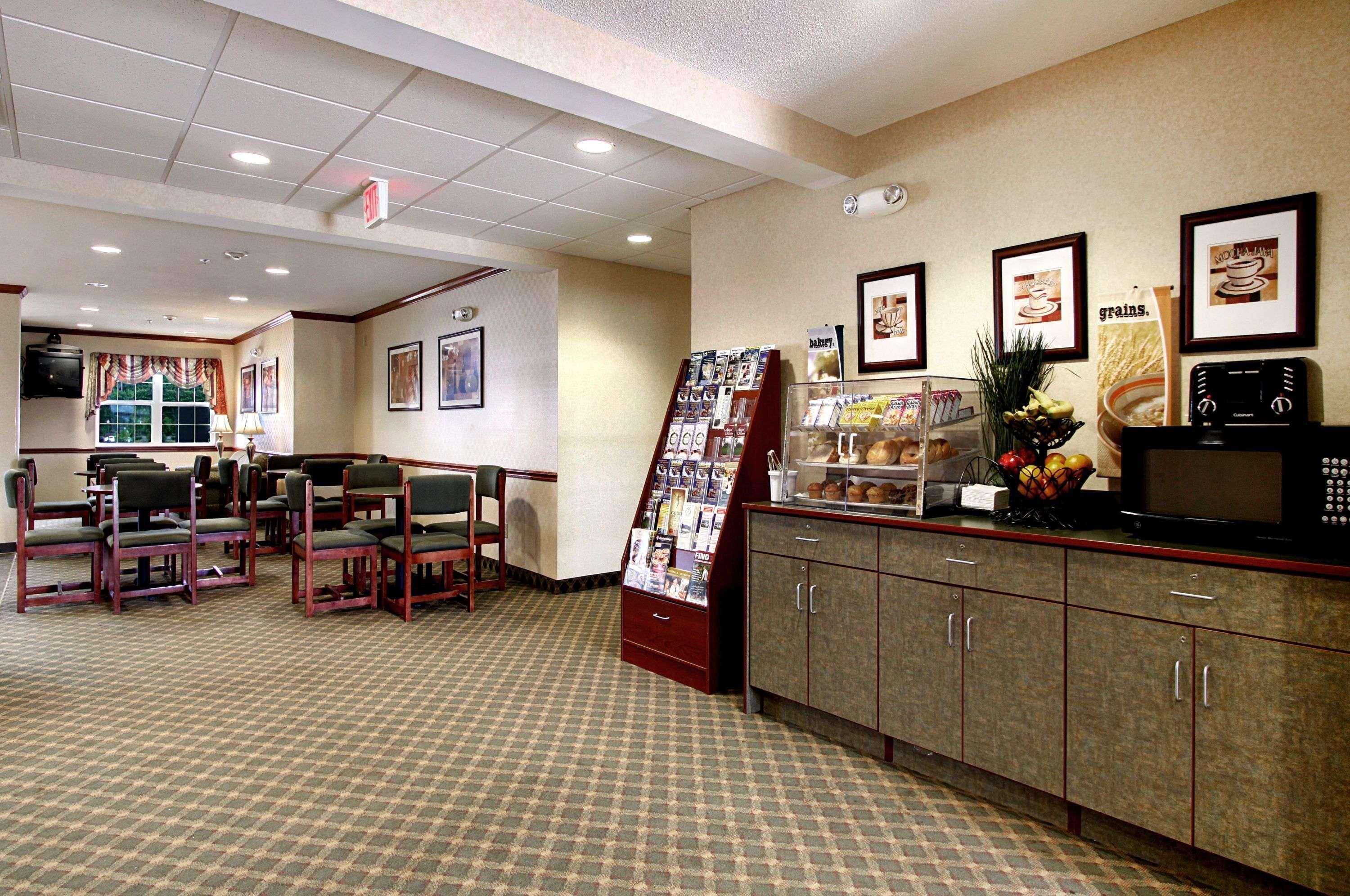 Microtel Inn & Suites by Wyndham Bridgeport — photo 5