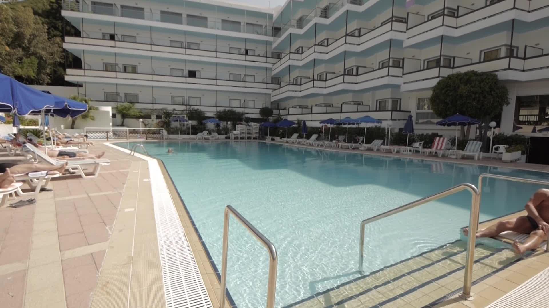 Belair Beach Hotel — photo 4