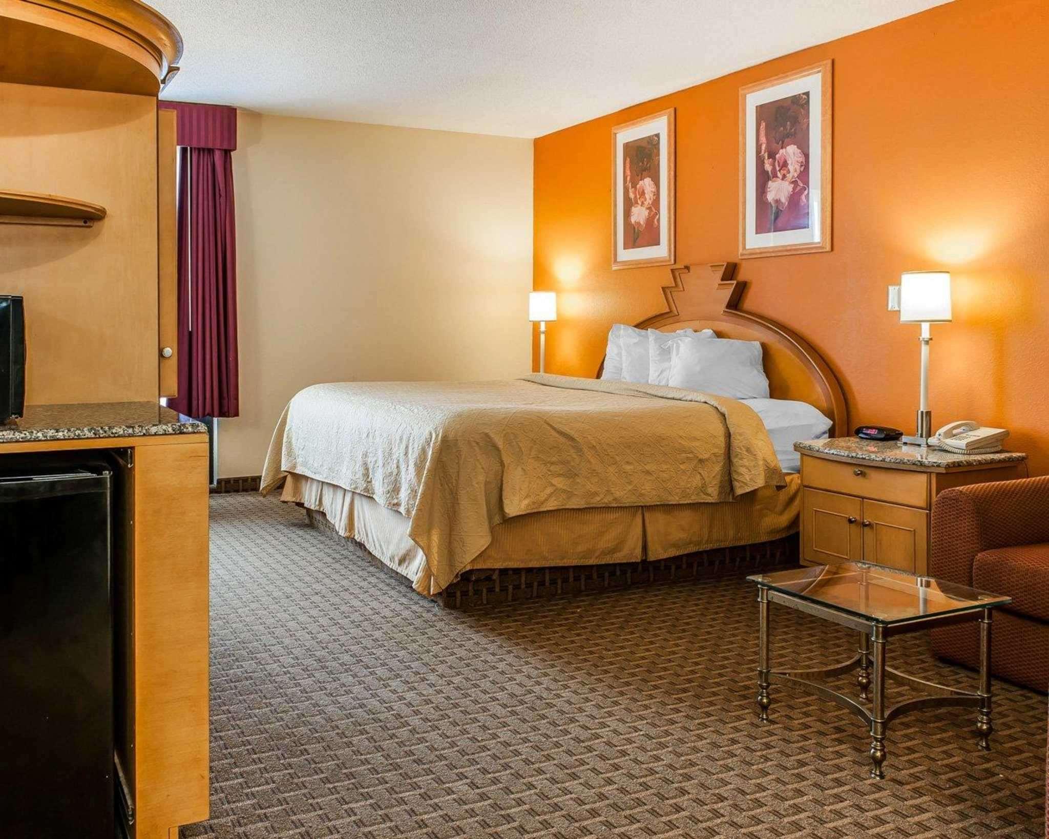 Quality Inn & Suites Shelbyville I-74 — photo 5