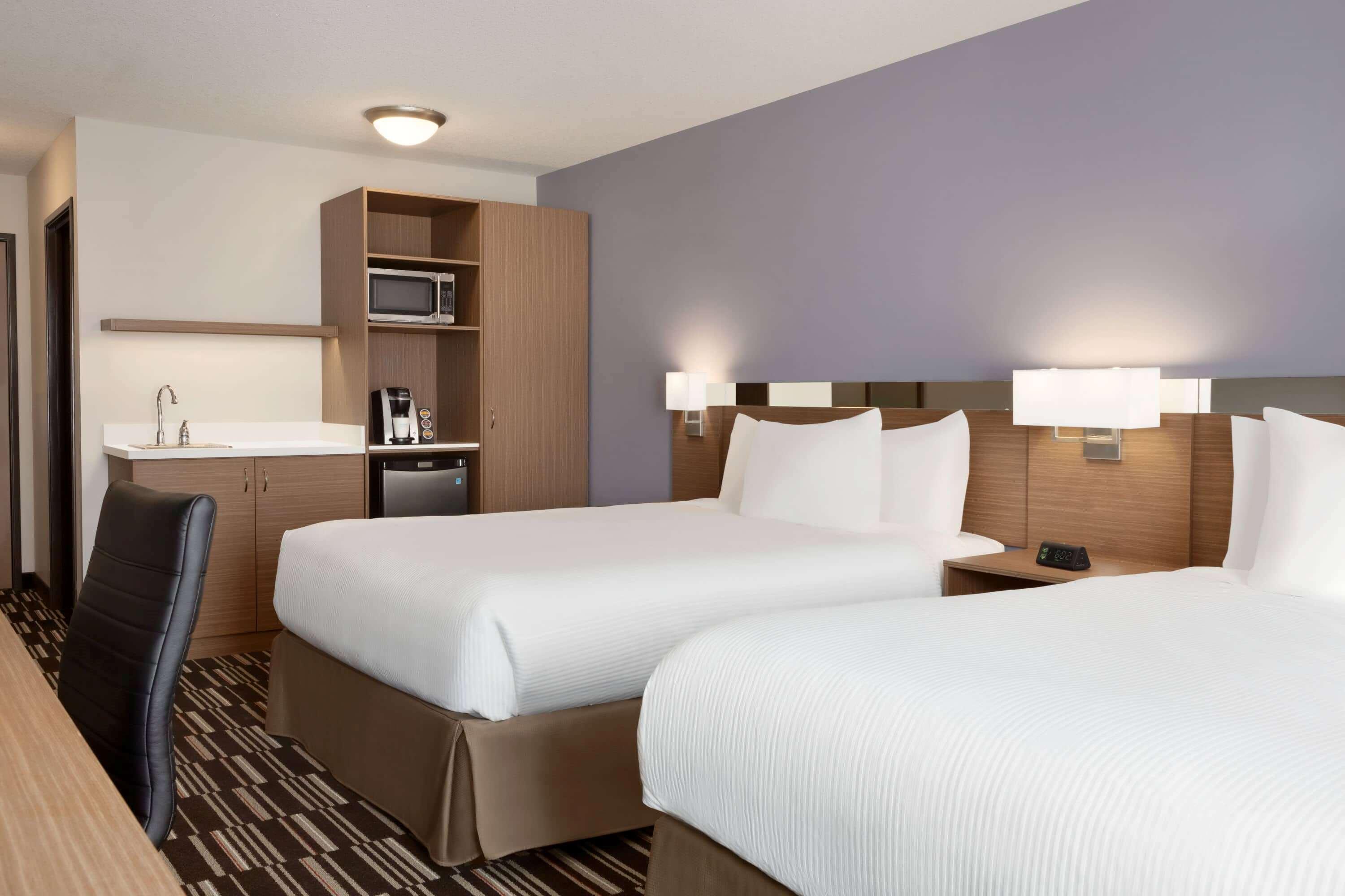 Microtel Inn & Suites by Wyndham Bonnyville — photo 5
