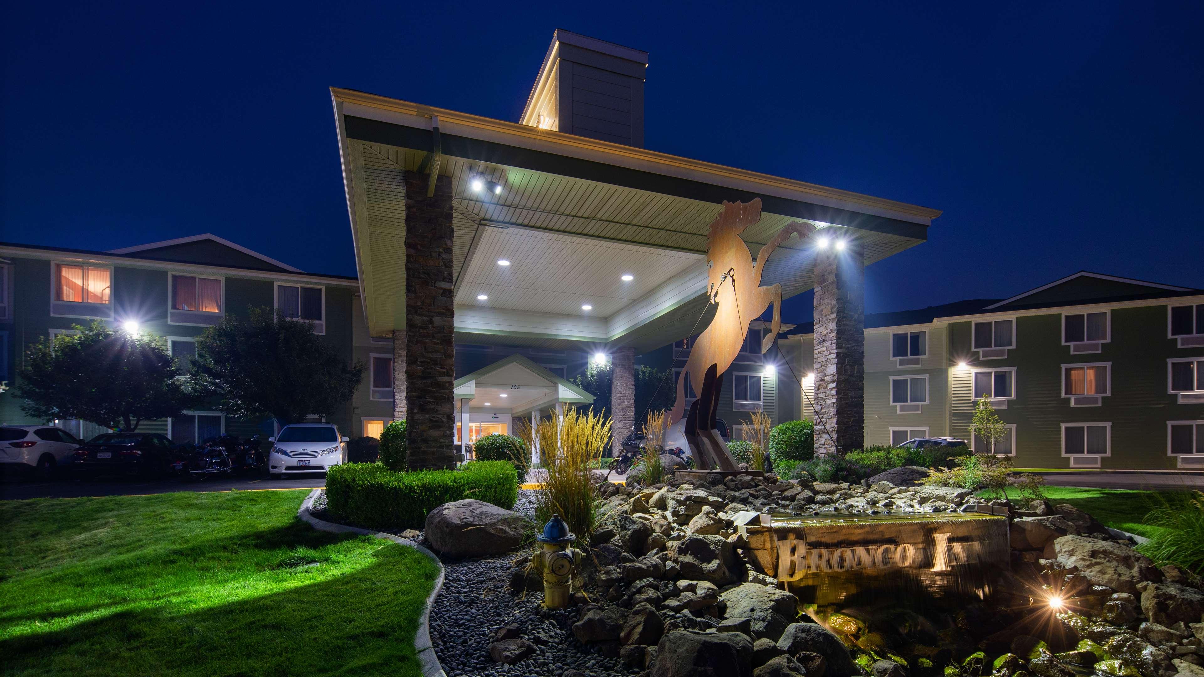 Best Western Bronco Inn — photo 4