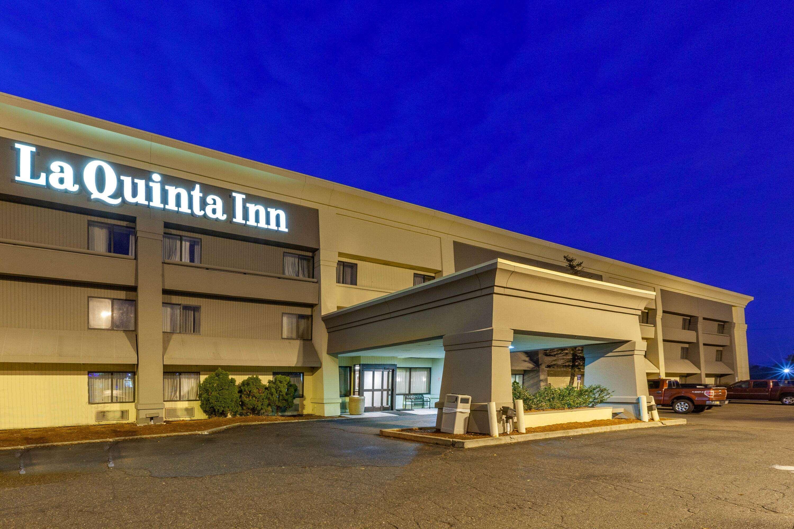 La Quinta Inn & Suites Detroit Canton — photo 4