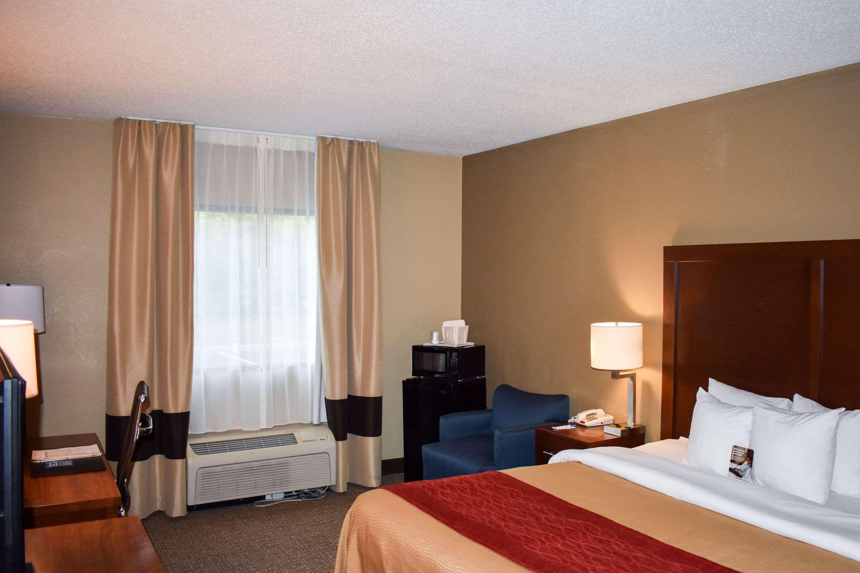 Comfort Inn — photo 4