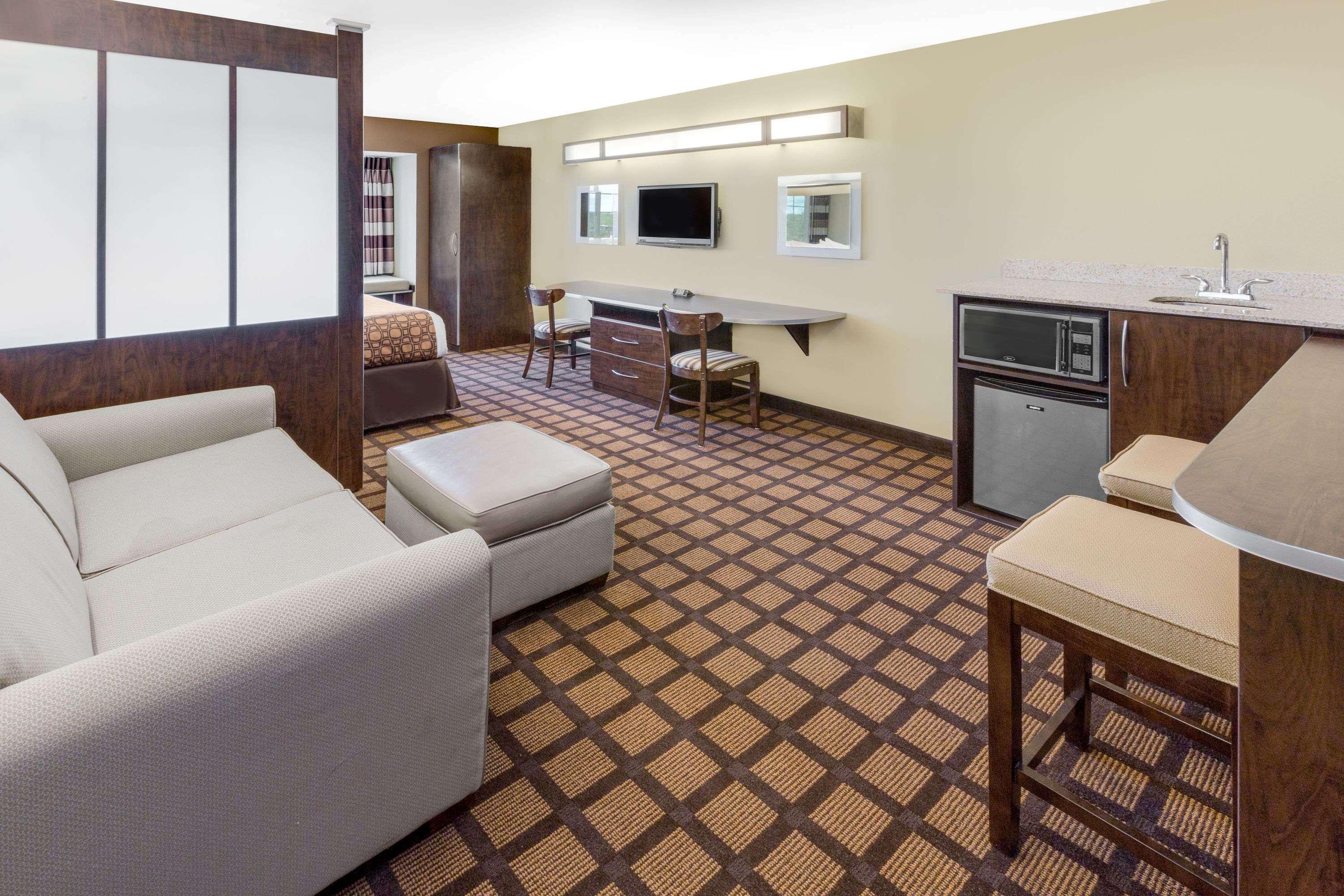 Microtel Inn & Suites Ozark — photo 5