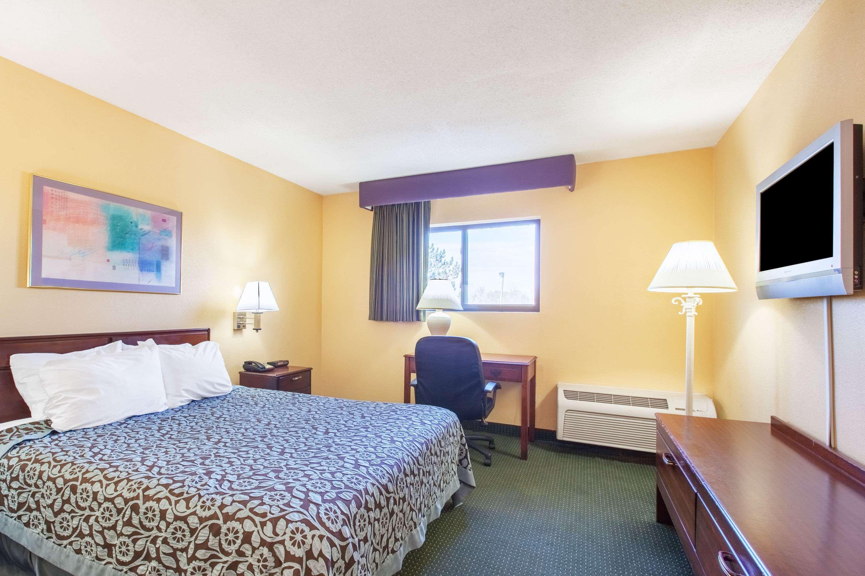 Days Inn Canastota/Syracuse — photo 4