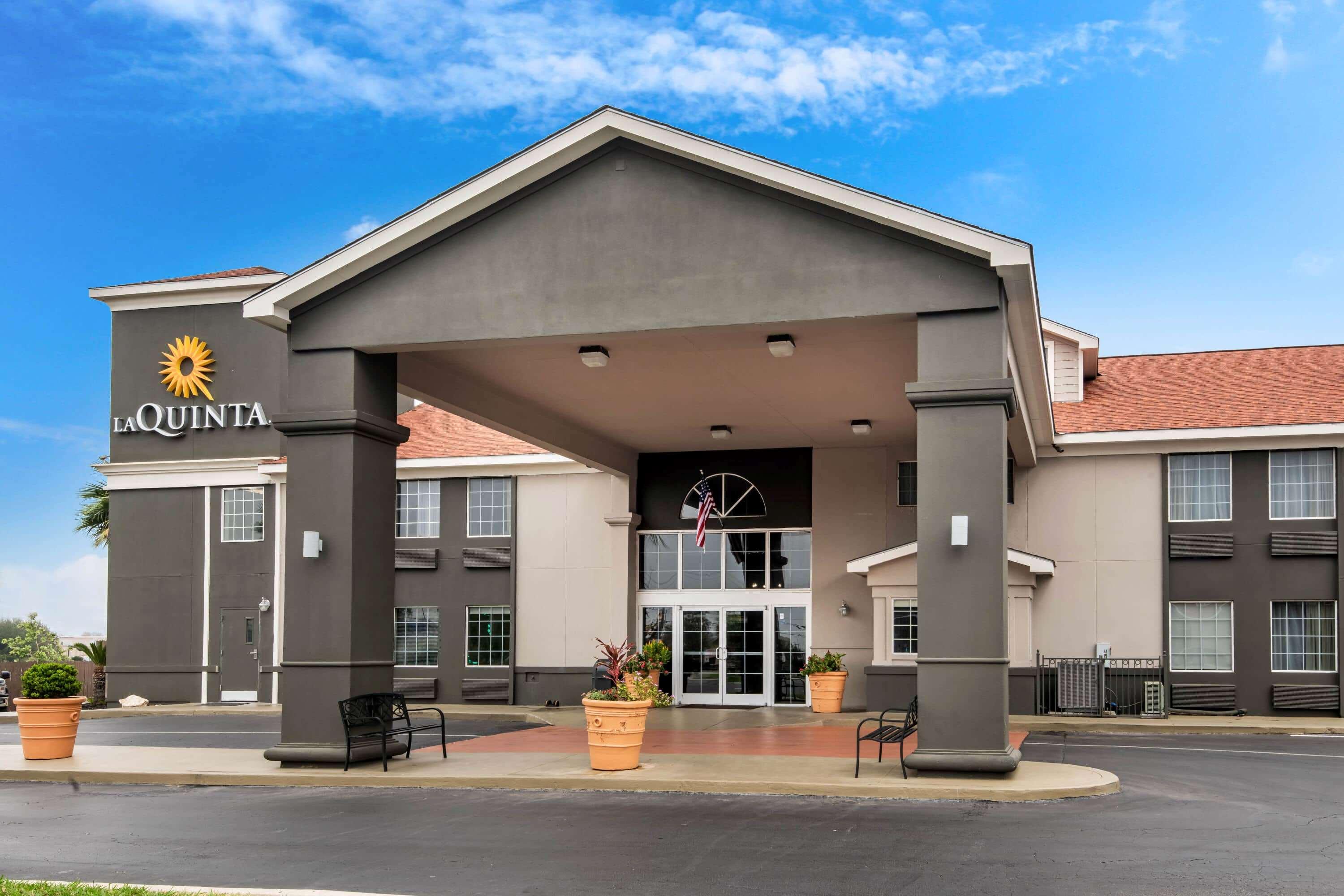 La Quinta Inn San Antonio Brooks City Base — photo 4