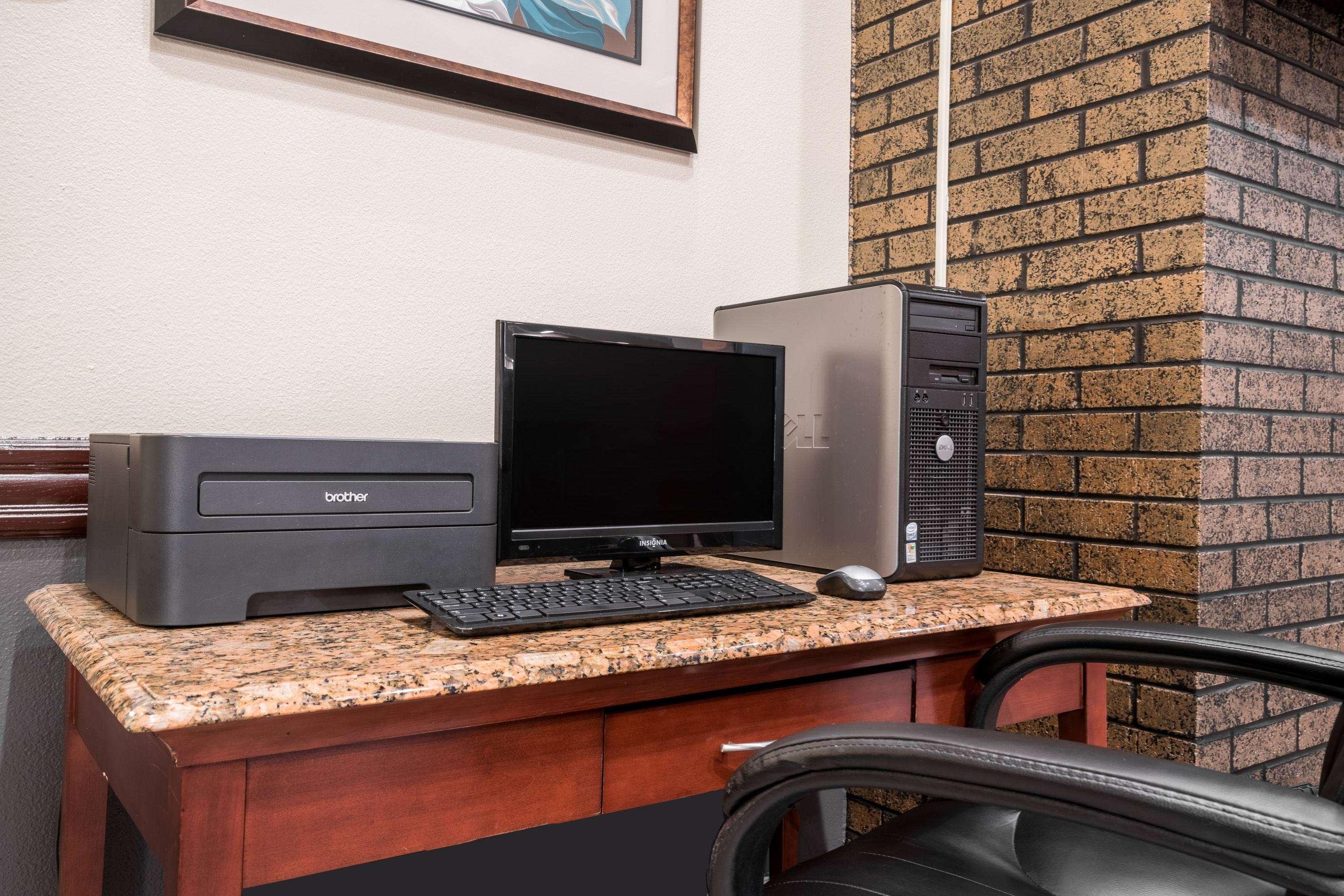 Baymont Inn & Suites Bloomington MSP Airport — photo 5