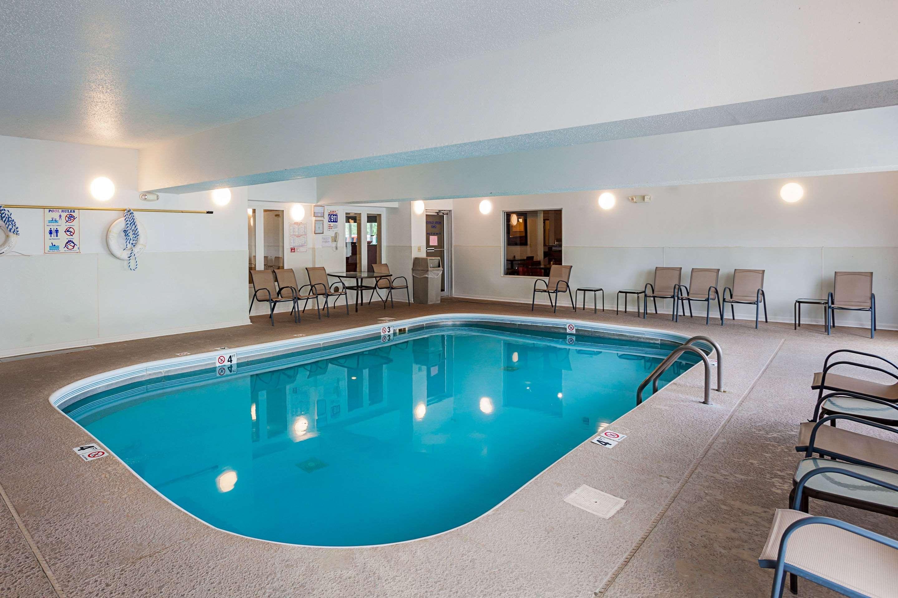 Comfort Inn — photo 4