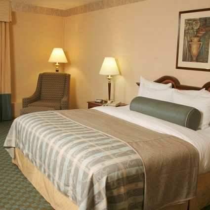 DoubleTree by Hilton Hotel Philadelphia Airport — photo 4