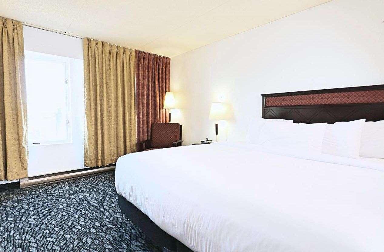 LeLux Hotel — photo 4