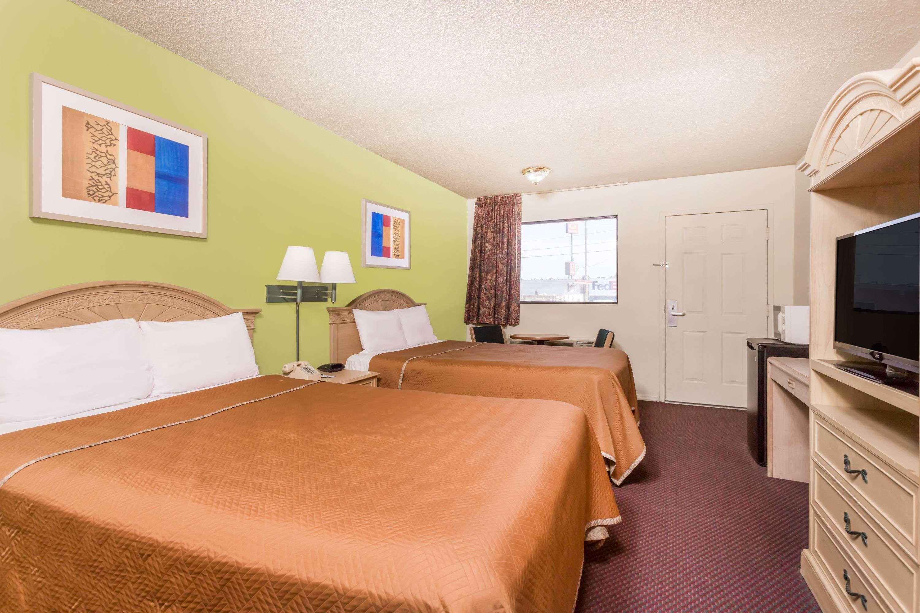 Travelodge Cordele — photo 5