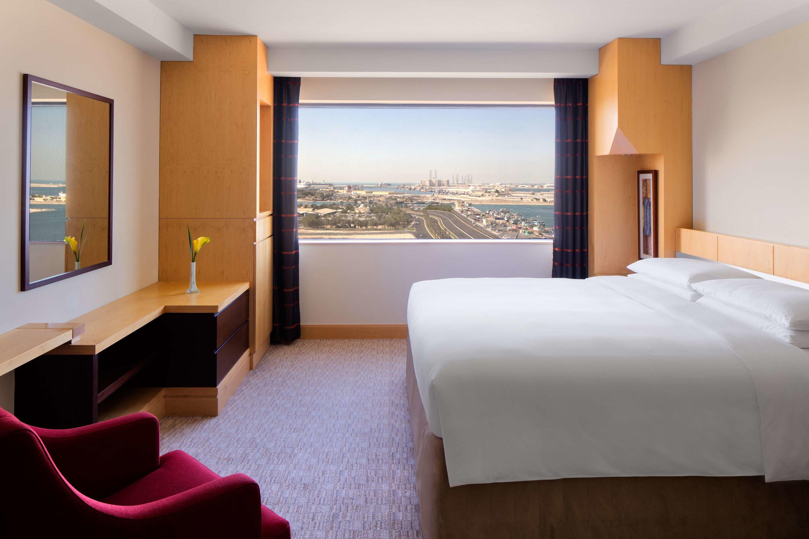 Hyatt Regency Dubai — photo 3