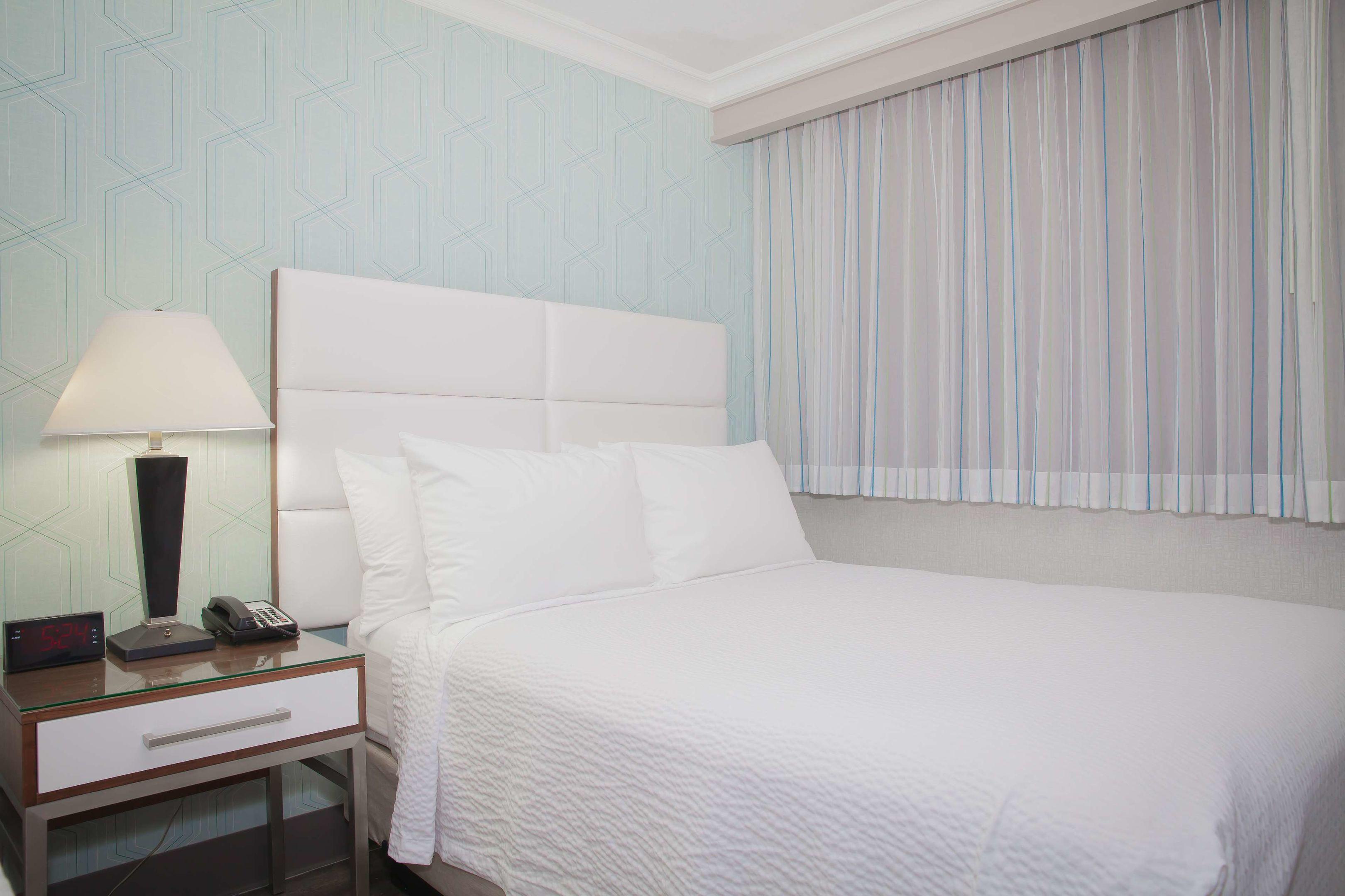 Vagabond Inn Executive Pasadena — photo 5