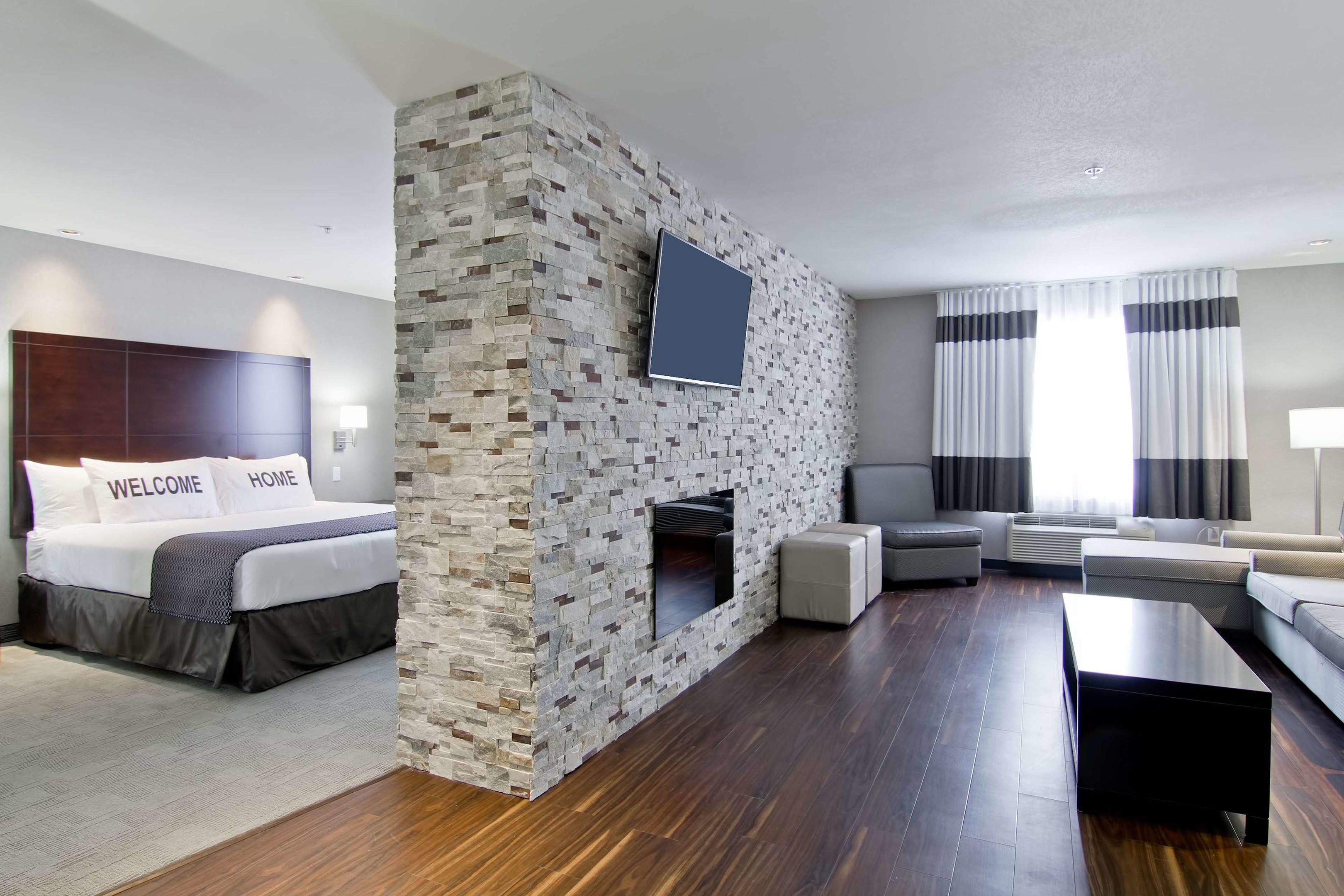 Home Inn and Suites Regina Airport — photo 5