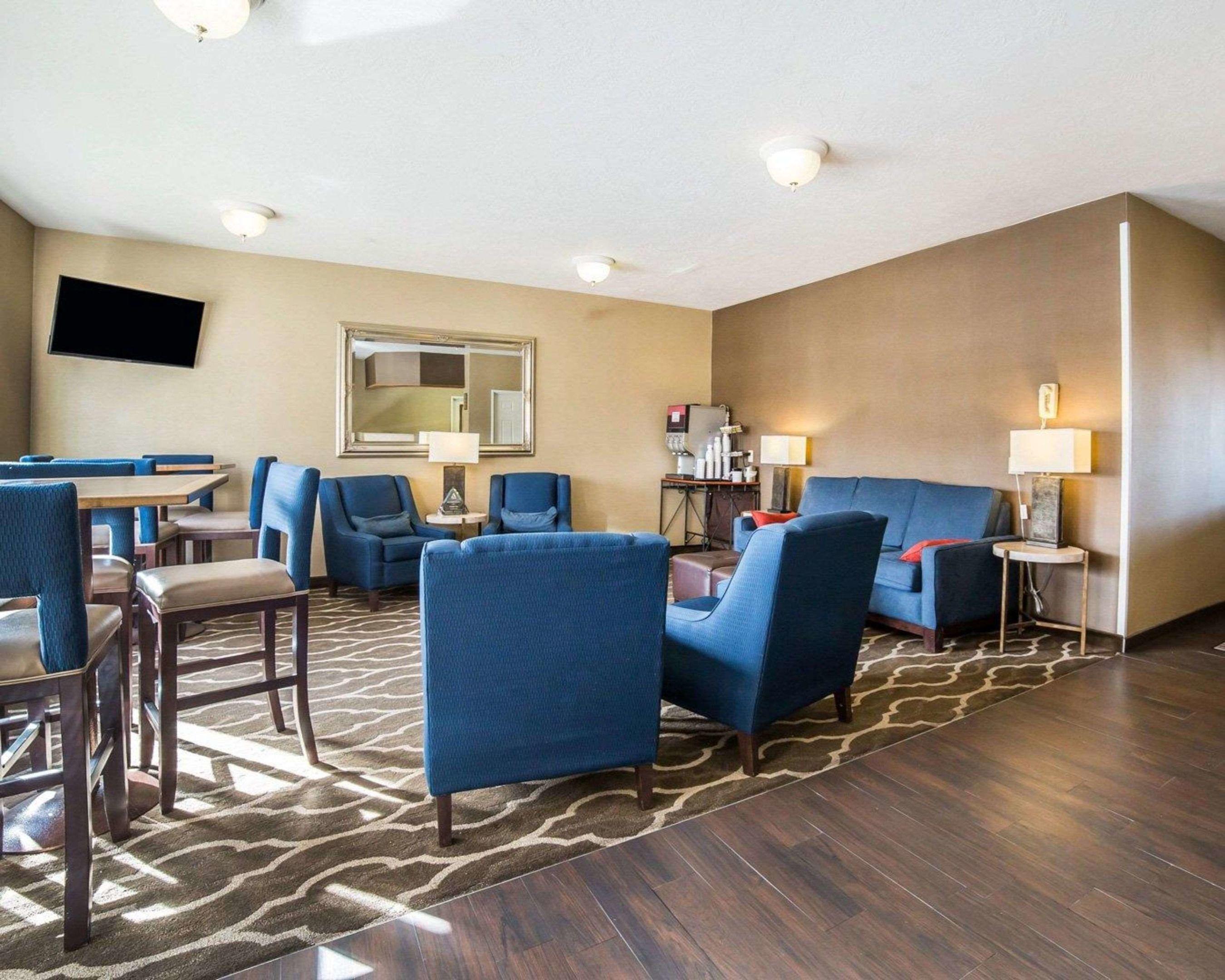 Comfort Inn — photo 4